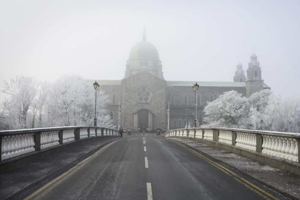 The Residence Hotel Galway Exterior photo